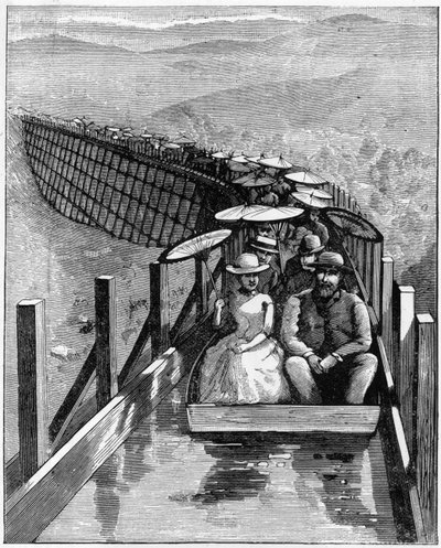 Aqueduct in San Diego, California, in use as a method of transport for tourists by Unbekannt