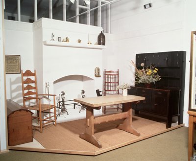 Arts and Crafts interior showing furniture and metalwork designed by Ernest Gimson and Ernest Barnsley by Unbekannt