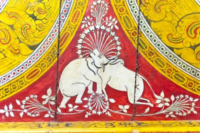 Buddhist painting on wood; optical illusion; elephant and cow with just one head; Dowa Temple; rock temple; Bandarawela; Badulla Province; Uva Province; Sri Lanka; Asia by Unbekannt