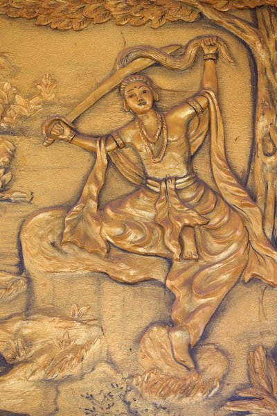 Chua Thiep Long buddhist pagoda. The Great Tonsure: the Buddha cuts his hair with his sword. Then he changed his prince