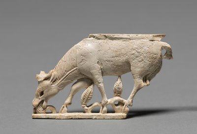 Decorative Plaque: Browsing Stag, 900-800 BC by Unbekannt
