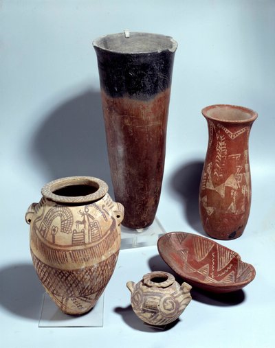 Egyptian antiquity: different types of ceramic and terracotta vases from the period Nagada I by Unbekannt