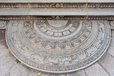 Historic stone-relief; ornamental stone decorated with animals at the base of a flight of stairs; moonstone at Jaya Sri Maha Bodhi; Anuradhapura; Sri Lanka; Asia by Unbekannt