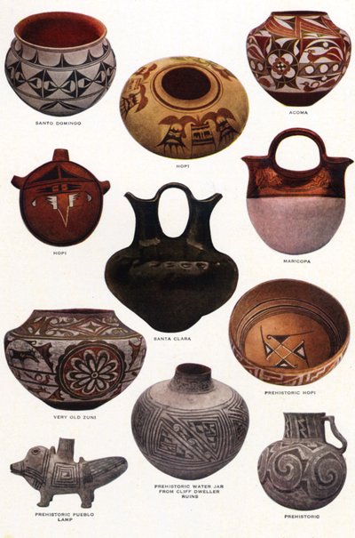 Native American Clay Pottery Made by Native Americans of the Pueblo People, New Mexico by Unbekannter Künstler