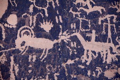 Newspaper Rock. Indian Petroglyphs of North America of Navajo tribes and Utah by William M. Timlin
