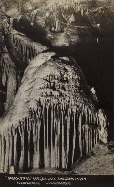 Organ Pipes, Gough’s Cave, Cheddar by Unbekannt