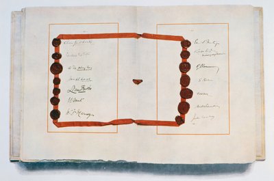 Page of The Treaty of Versailles with Signatories, 28th June 1919 by Unbekannt