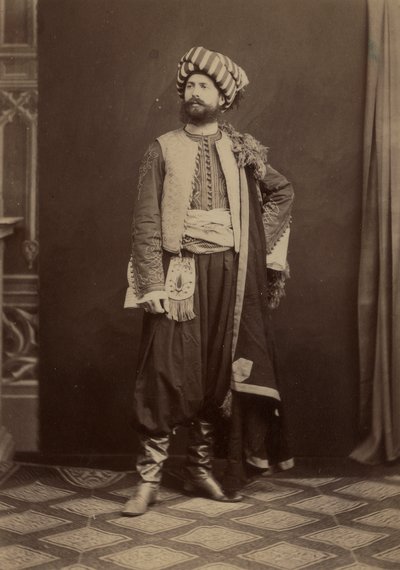 Portrait of a Man in Traditional Tunisian Dress Taken During the Expedition in Tunisia by Unbekannter Künstler
