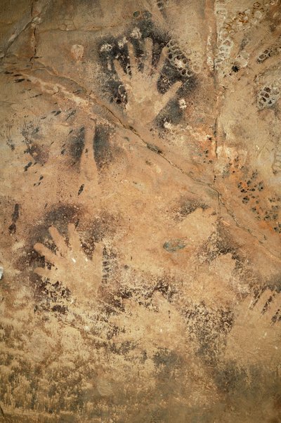 Negative Hands in a Cave of Ouadi el Obeyd in the White Desert, Egypt by Unbekannt