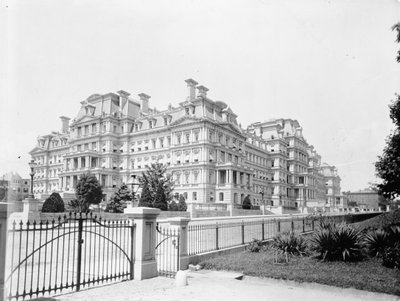 State, War and Navy Building, Washington, D.C. by Unbekannter Künstler