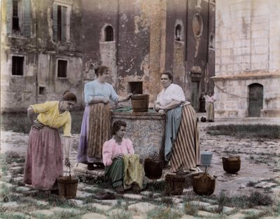 Street scene on the campo san Pietro in the Castello district, women meet at the well, Venice by Unbekannt