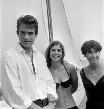 The Actor Warren Beatty at Venice Lido Beach - 1965 by Unbekannt