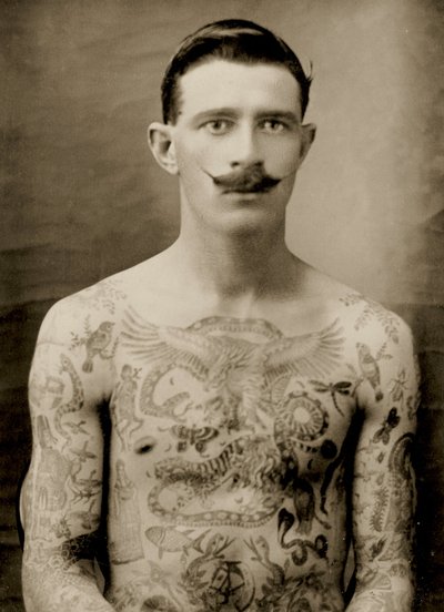 Tattooed British sailor during the Great War of 1914-18 (front view) (b/w photo) by Unbekannter Künstler