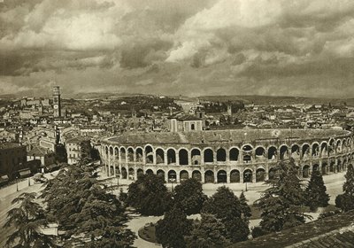 View of the Arenas, the Roman Amphitheater, and the City of Verona in 1925 by Unbekannt
