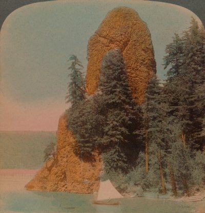Rooster Rock, curious rock formation along the Columbia River, Oregon, 1902 by Underwood and Underwood