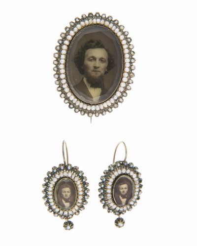 Brooch and Matching Earrings by Unknown artist