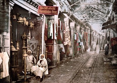 Le Souk el Trouk in Tunis: Shop with Sign in French 