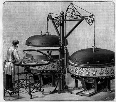 Ovens of the mechanical bakery of the Avenue de l