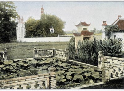 Pagoda of the Brush in Hanoi - in 