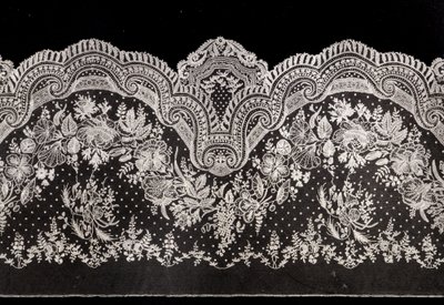 Steering wheel: Brussels application, on tulle. Second Empire. by Unknown artist