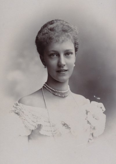 Archduchess Elisabeth Marie Henriette Stephanie Gisela of Austria (2 September 1883 – 16 March 1963) by Unknown photographer
