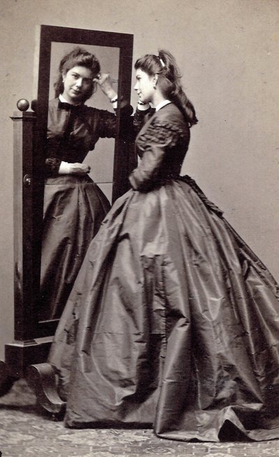 Franziska Feifalik née Rösler, Rössler or Angerer, known as Fanny by Unknown photographer