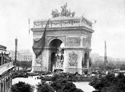 Funeral of Victor Hugo at the Arc de Triomphe, Paris, on 01/06/1885 by Unknown photographer