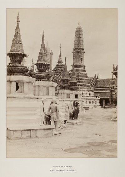 Photograph in photograph album by Unknown photographer