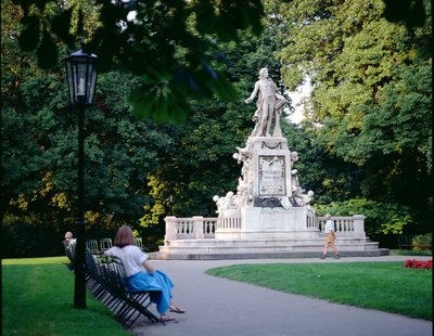 Monument to Mozart, built 1896, Burggarten by Victor Tilgner