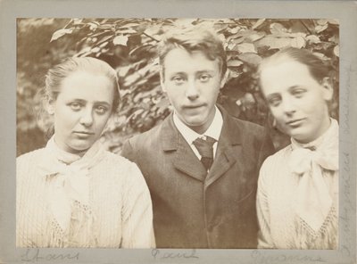 Triplets Stans, Paul and Peronne Arntzenius by Willem Witsen