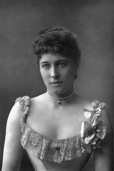 Mrs. Lillie Langtry, British Actress, 1890 by William and Daniel Downey
