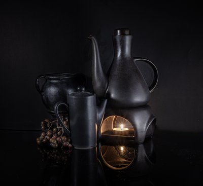 Dark Ceramics Candle Glow by larryliu