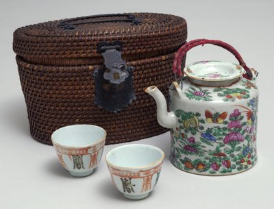 Japanese tea set with wicker carrying case c.1850 porcelain