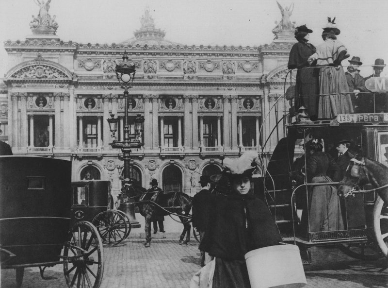 An Omnibus on the Place de L