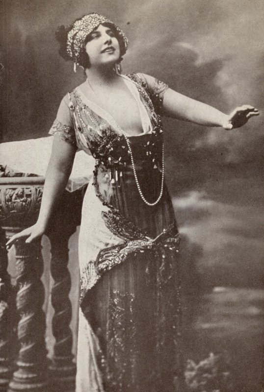 Geraldine Farrar as Tosca by American Photographer