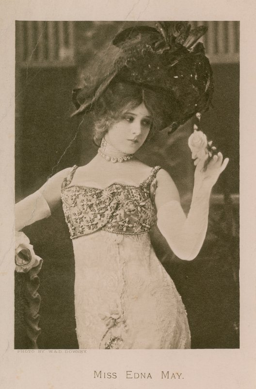 Miss Edna May, photograph by English Photographer