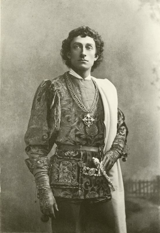 Mr. Forbes Robertson as Romeo (gravure) by English Photographer