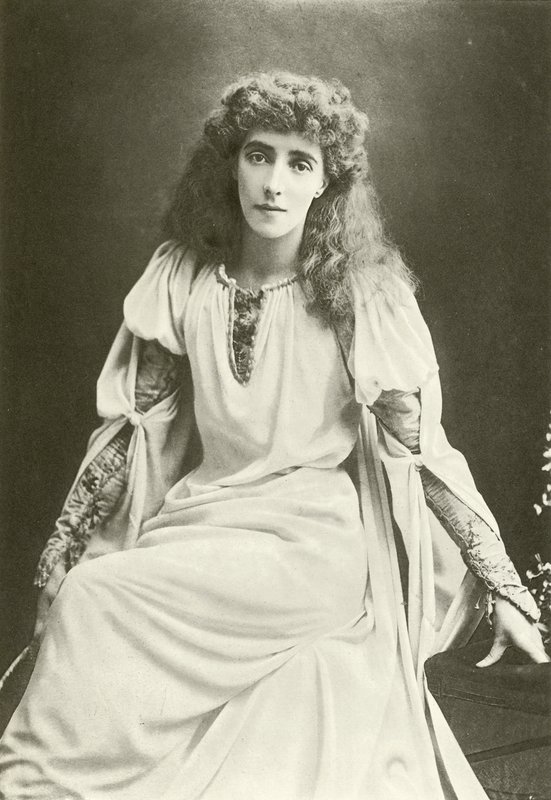 Mrs. Beerbohm Tree as Ophelia (gravure) by English Photographer
