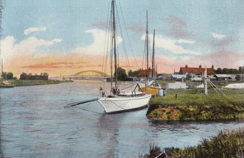 St Olaves Bridge by English Photographer