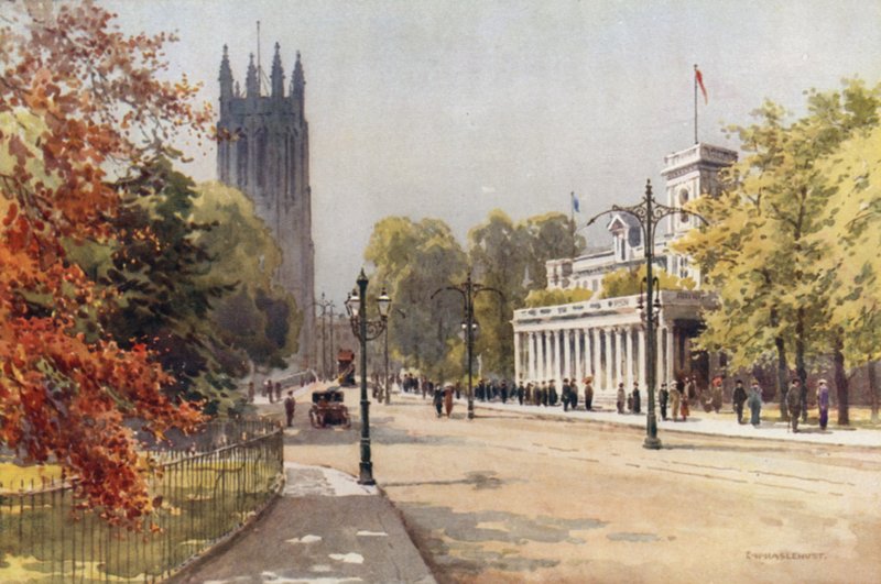 The Parade and Pump Room, Leamington by Ernest William Haslehust