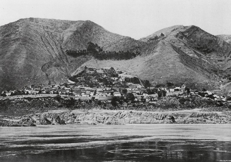 Kueichoufu, Szechuan, The Town of Kueichou on the Yangtze by Ernst Boerschmann