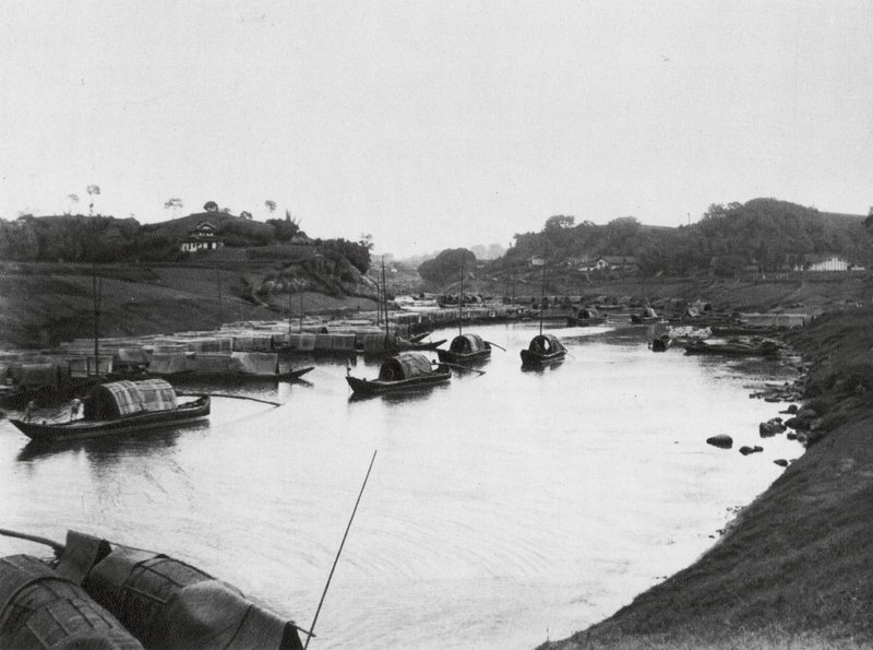 Tzeliutsing, Szechuan, Salt Boats in the Industrial District of the Salt-Wells by Ernst Boerschmann