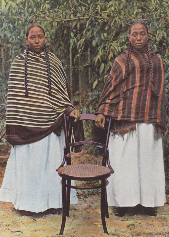 Young Hova Girls by European Photographer