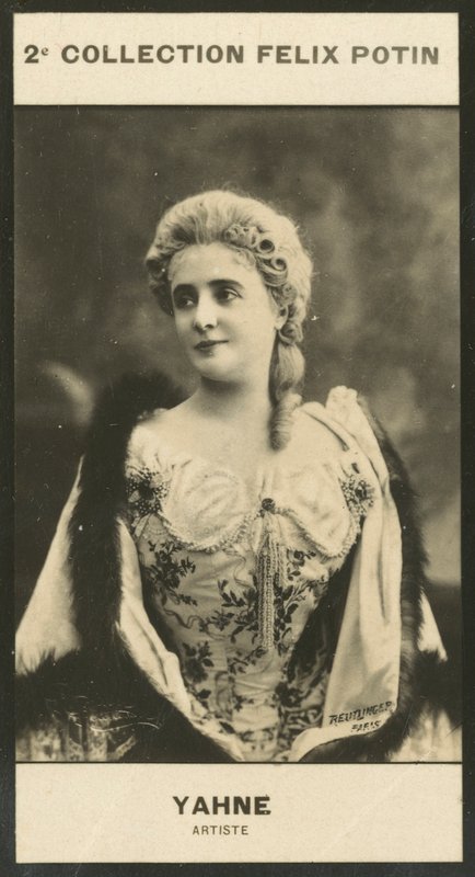 Marie Yahne, Artist by European Photographer