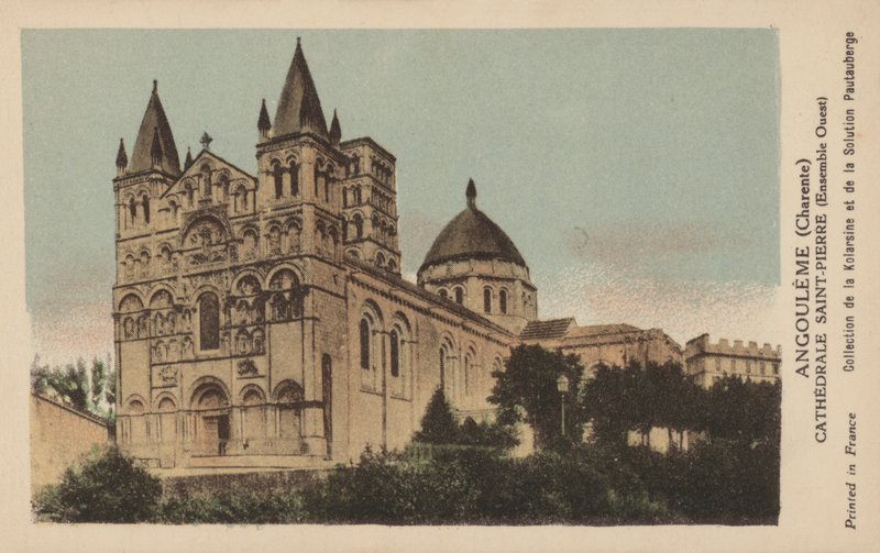 Angoulême, Charente, Cathédrale Saint-Pierre by French Photographer