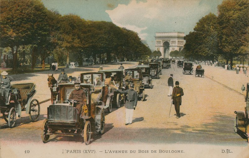 Paris, Avenue du Bois de Boulogne. Postcard sent in 1913. by French Photographer