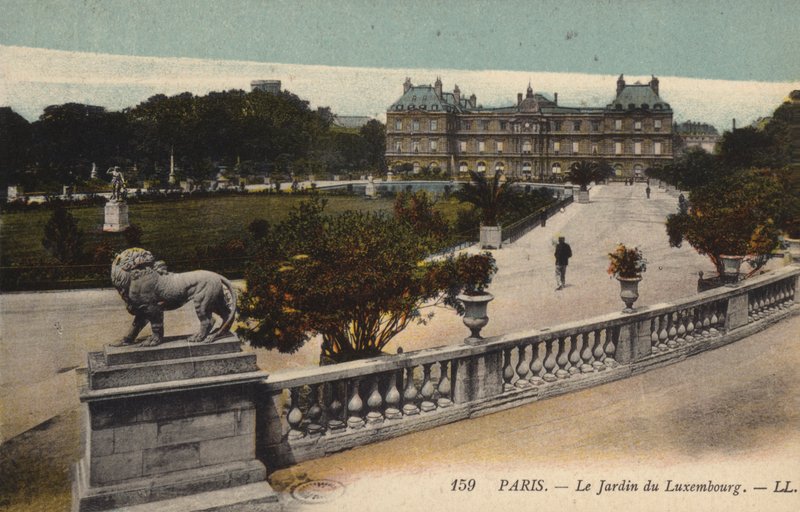 Paris, Le Jardin du Luxembourg by French Photographer