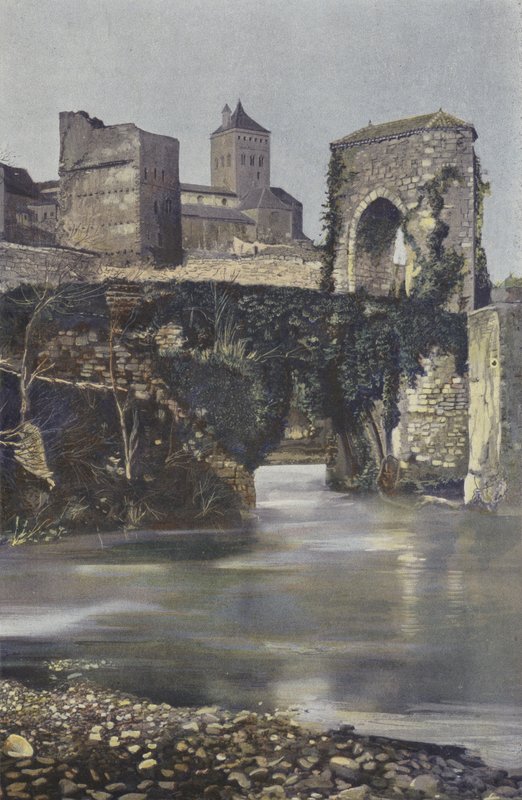 Sauveterre, Old Bridge over the Gave d