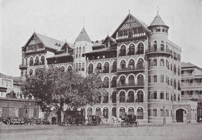 Bombay / Mumbai: The Royal Bombay Yacht Club Residential Chambers by Indian photographer