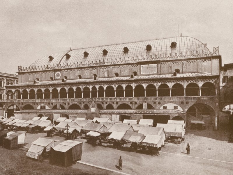 Padova, Palazzo Della Ragione by Italian Photographer